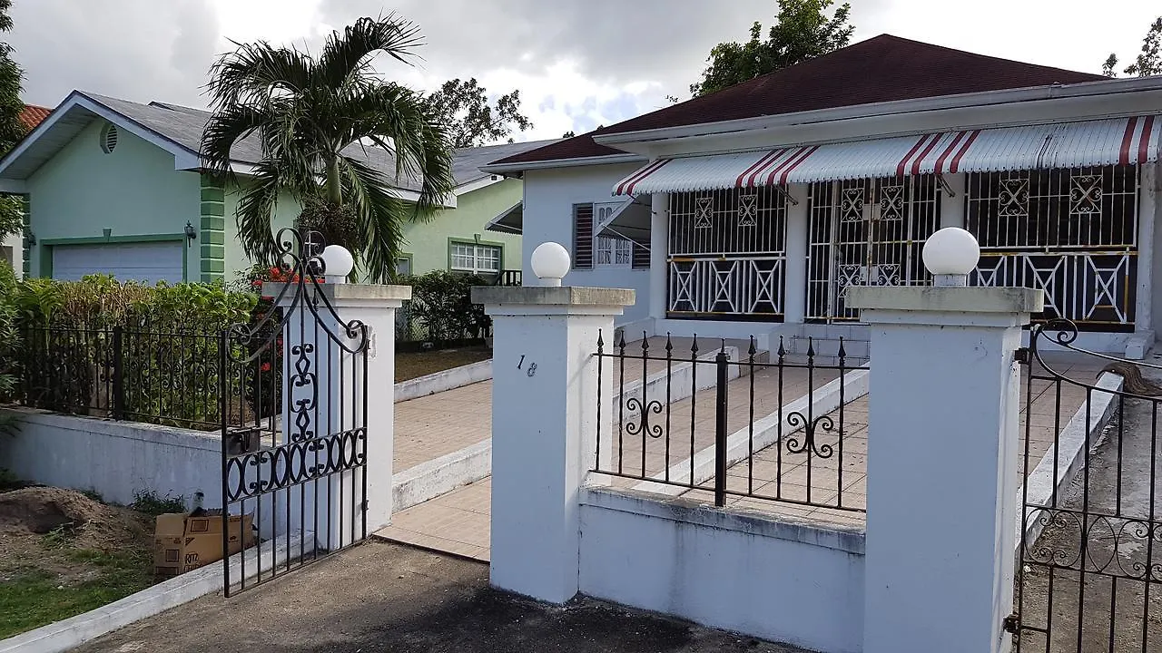 Jus4U-1 The Home Away From Home Villa Jamaica